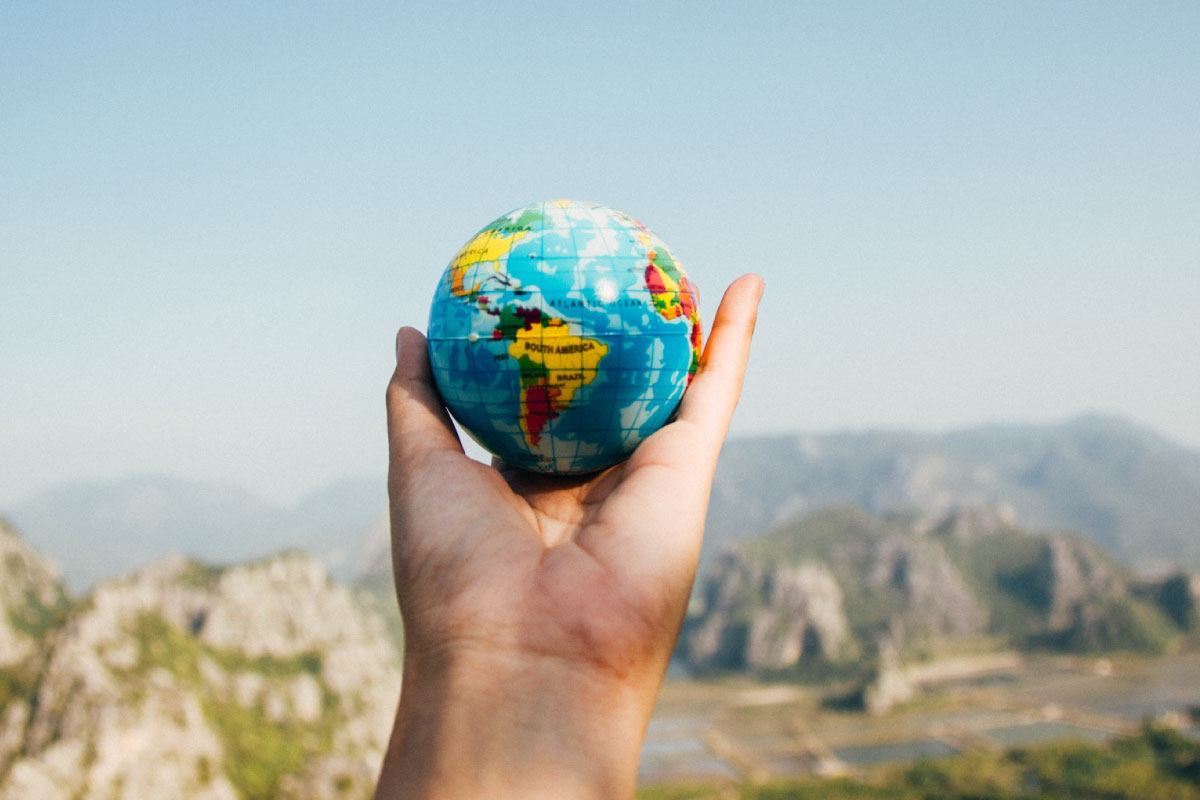 Top Budget Tips: 7 Great Ways to Save on Airfare 40 Top Budget Tips: 7 Great Ways to Save on Airfare