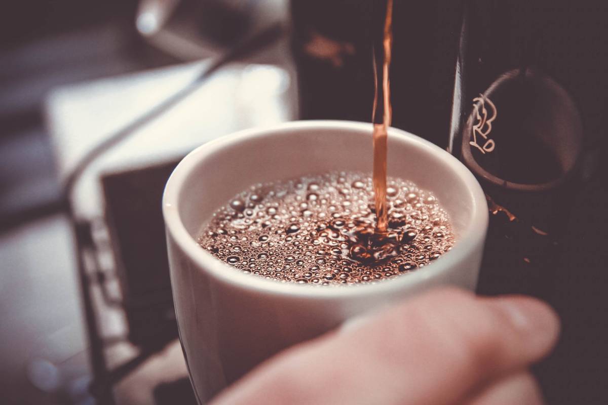 Can I Take a Coffee Maker on a Plane? The Ultimate Guide for Coffee-Loving Travelers 1 Can I Take a Coffee Maker on a Plane? The Ultimate Guide for Coffee-Loving Travelers