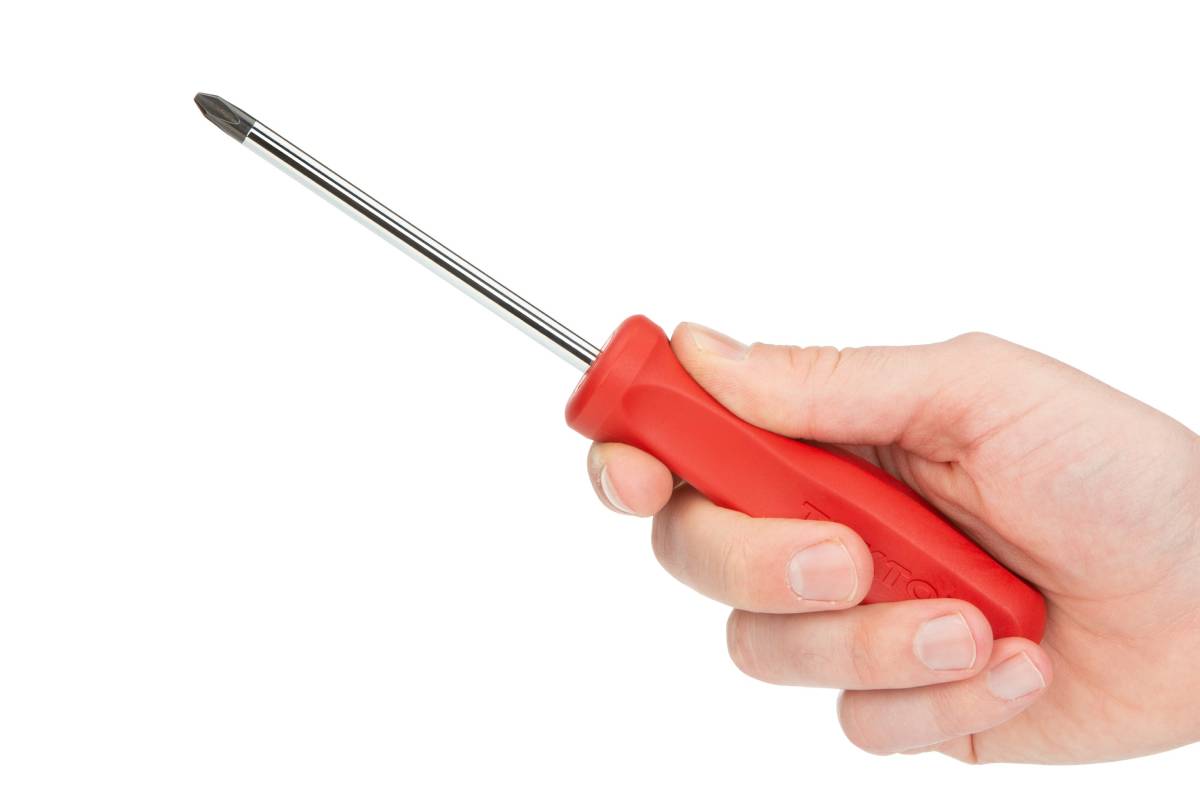 Can You Bring a Screwdriver on a Plane? TSA Rules (2026) 1 Can You Bring a Screwdriver on a Plane Unpacking TSA Rules!