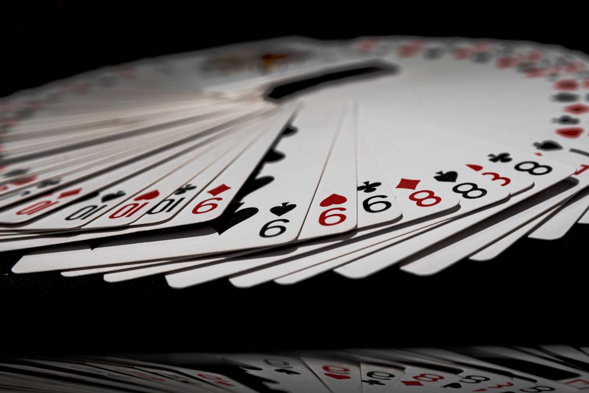 Can You Take a Deck of Cards on a Plane? Your Ultimate Guide 1 Can You Take a Deck of Cards on a Plane? Your Ultimate Guide