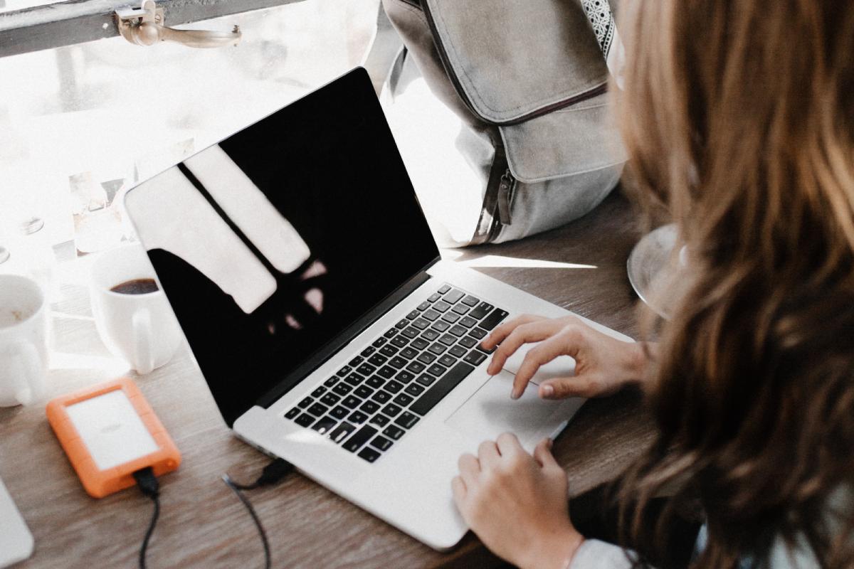 How to Combine Traveling with Education? 22 How to Combine Traveling with Education?