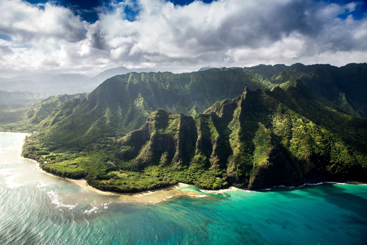 Best Places to Stay in Hawaii: From Luxury Resorts to Cozy Retreats 10 Best Places to Stay in Hawaii: From Luxury Resorts to Cozy Retreats