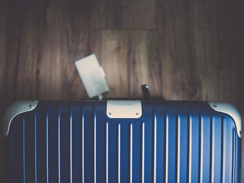 Are Aluminum Suitcases Really Worth It? 24 Are Aluminum Suitcases Really Worth It?