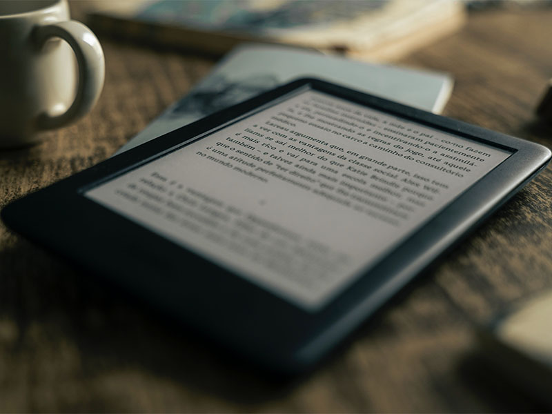 Can You Bring a Kindle on a Plane? (TSA Rules + Tips)