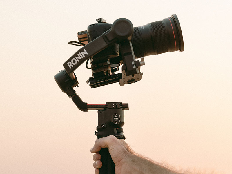 Can You Bring Gimbals on Planes? 1 Handheld 3 axis gimbal camera stabilizer